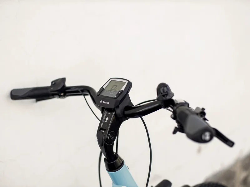 TREK Verve+ 2 Lowstep 500Wh Electric Bike in Azure Blue-4